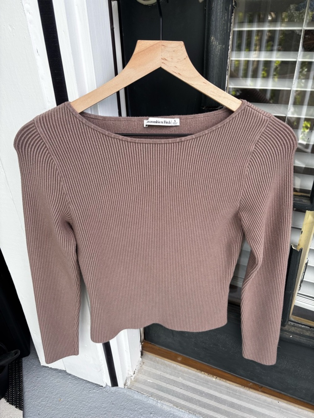 Abercrombie & Fitch Ribbed Boatneck Top in Taupe